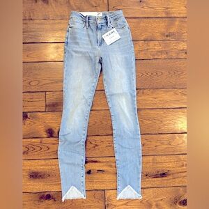 NEW- FRAME Denim- Le High Skinny Jeans- Ankle cut out detail- size 25